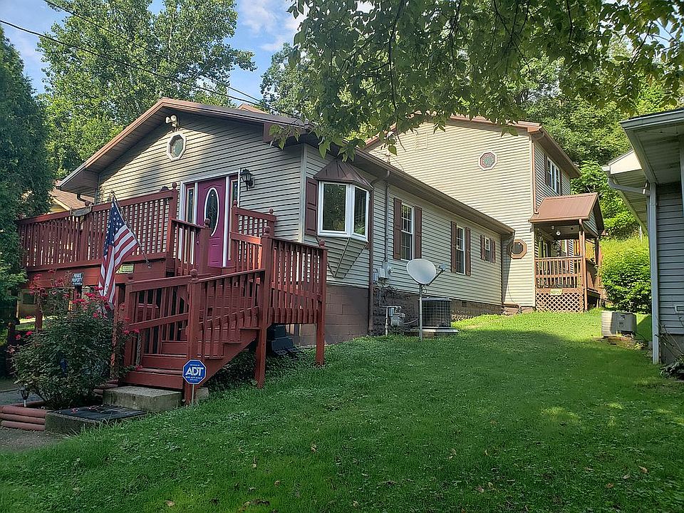 1st image of 820 Hanna Dr