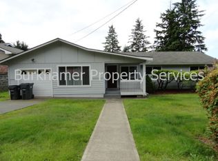 528 Beacon Hill Dr, Hoquiam, WA 98550