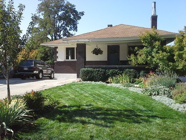 1st image of 1338 E Thornton Ave