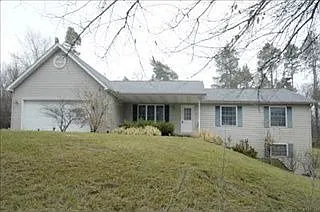 10 Christian Rd photo 1