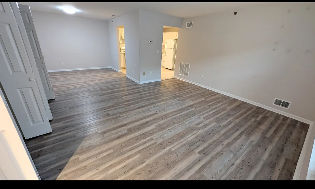 2 bed, 1200 sqft, $2,450 — Photo 1