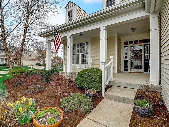 4th image of 15246 Seneca Cir