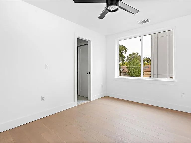 2813 Prado St #2 — Photo 11
