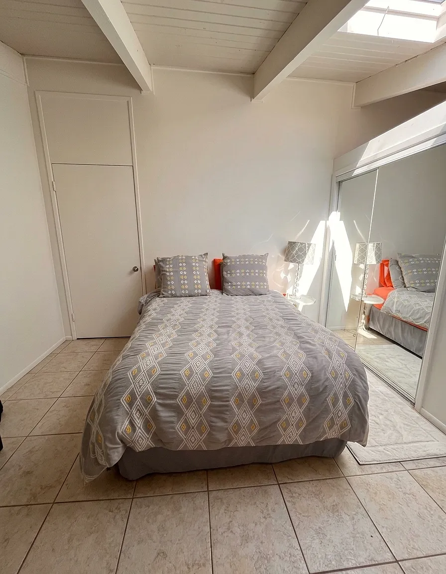 Studio, 450 sqft, $4,500 — Photo 3
