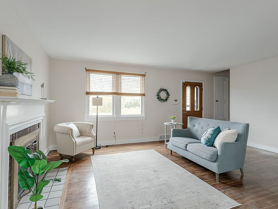 1st image of 205 Lattimore Rd