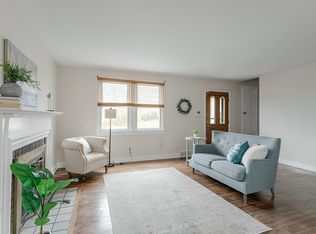 205 Lattimore Rd, Rochester, NY 14620