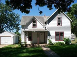 711 Garfield St, Tama, IA 52339