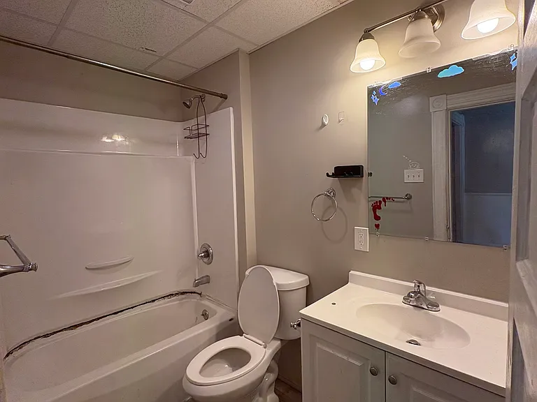 15 Lyon St #2 — Photo 9