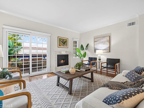 5th image of 4301 Fulton Ave APT 105