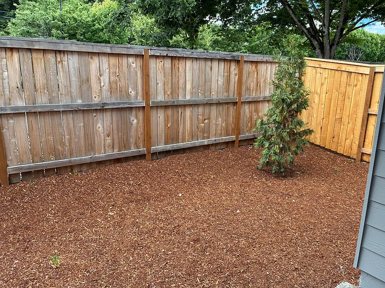 1104 SE 193rd Pl — Photo 12