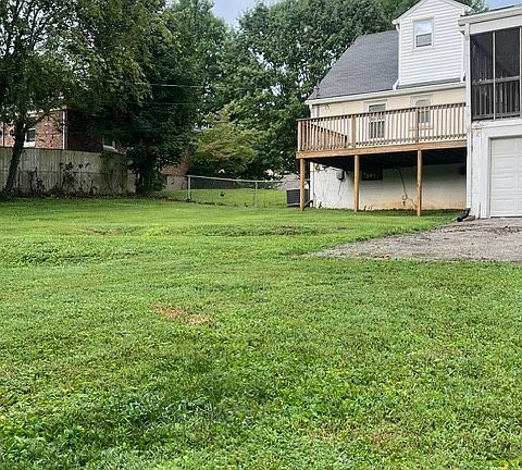 3rd image of 268 Boiling Springs Dr