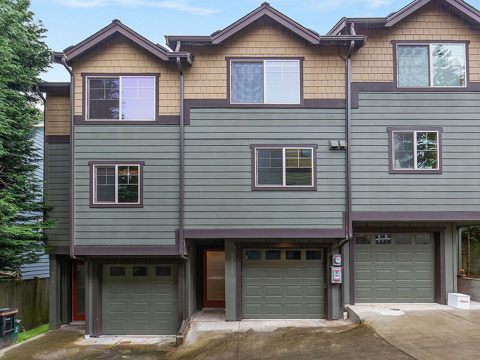Unit B is the house in the middle.