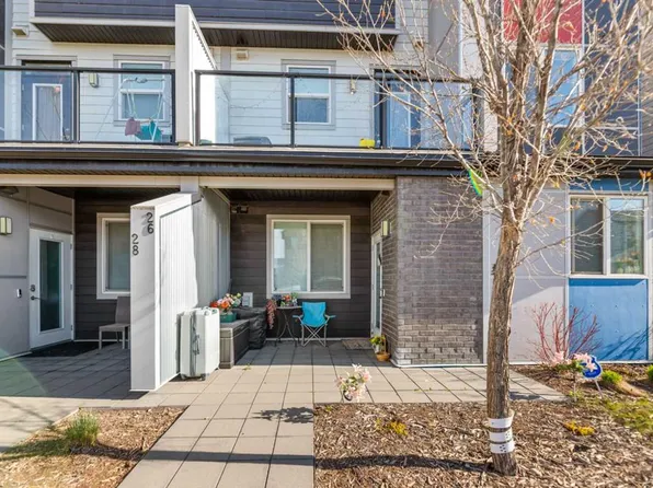 26 S Redstone Way NE, Calgary, AB T3N 1M4