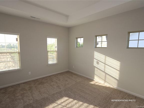5th image of 7724 Denmark St #189