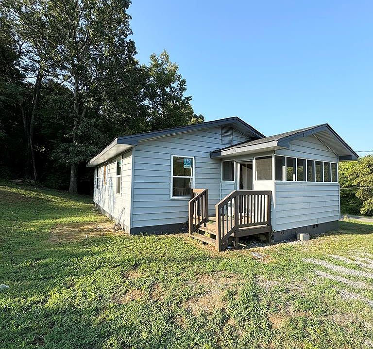 1st image of 2377 S Riverbend Rd