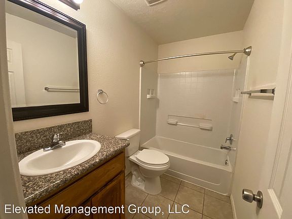 5th image of 200 San Clemente Ave NW Unit 5