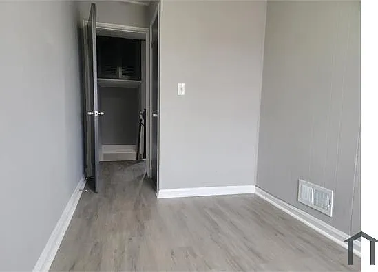 609 Aldworth Rd — Photo 2