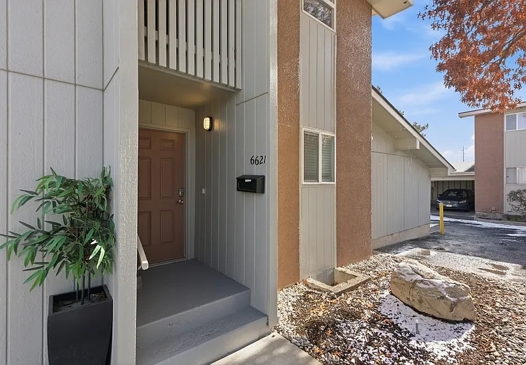 6625 N Standard St — Photo 8