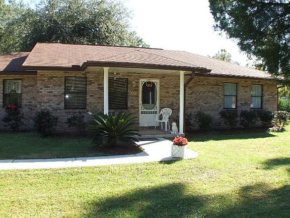 2nd image of 175 Venetian Blvd