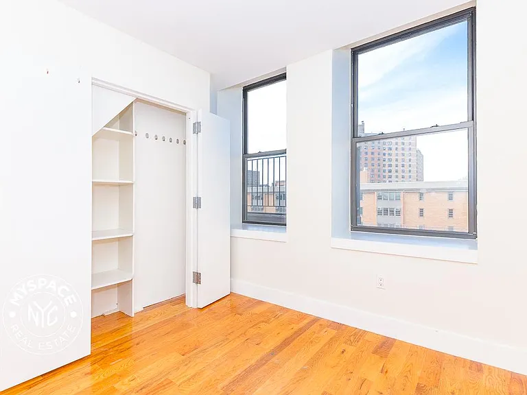490 Kosciuszko St #2A — Photo 6