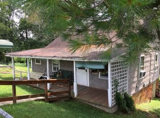 2626 Madison Ave, Point Pleasant, WV 25550