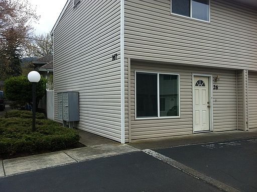 2nd image of 167 Lincoln St APT 26