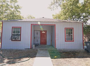 2206 Custer Dr, Dallas, TX 75216