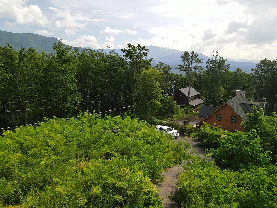 1st image of 839 Pine Top Ln Lot 68R