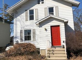 229 Rumsey Ave, Lansing, MI 48912