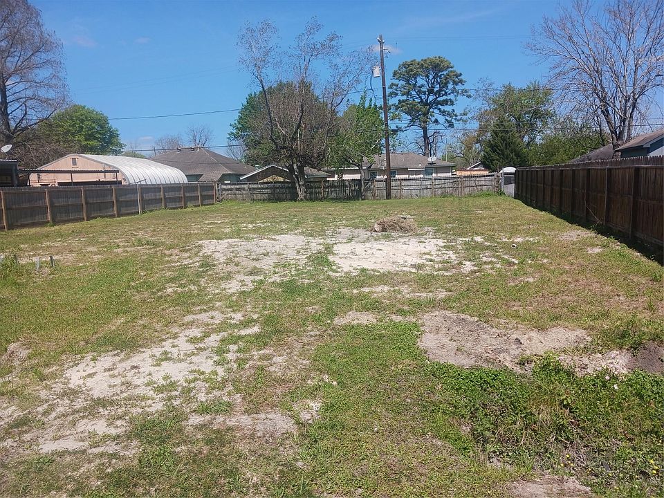 1st image of 6217 Willow Dale St