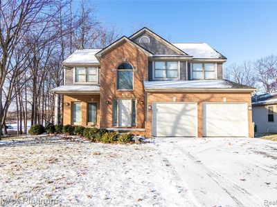 179 Lakeshore Pointe Dr, Howell, MI, 48843