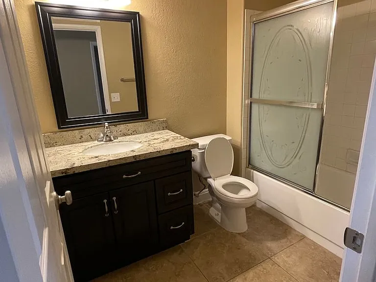 4906 High Creek Dr — Photo 10