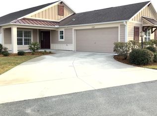 2367 Dees Dr, The Villages, FL 32163