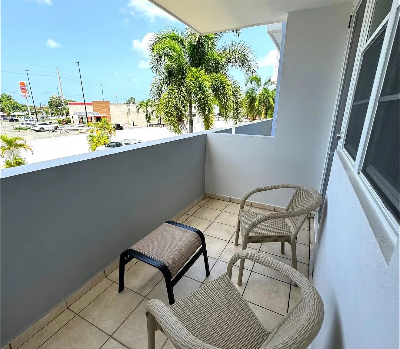 2 bed, 1.0 bath, 1250 sqft, $1,750 — Photo 3