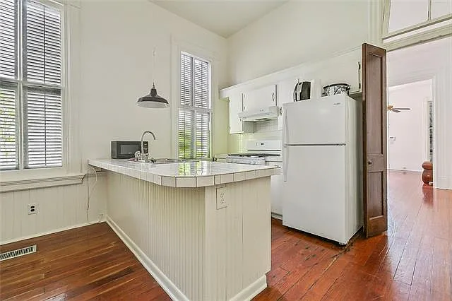 4935 Constance St — Photo 5