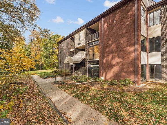 2nd image of 7724 Hanover Pkwy APT 189