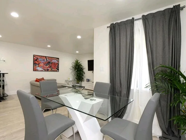 5781 Corbett St #5781 — Photo 12