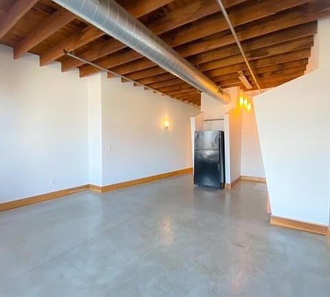 4th image of 2615 Washington Blvd #510