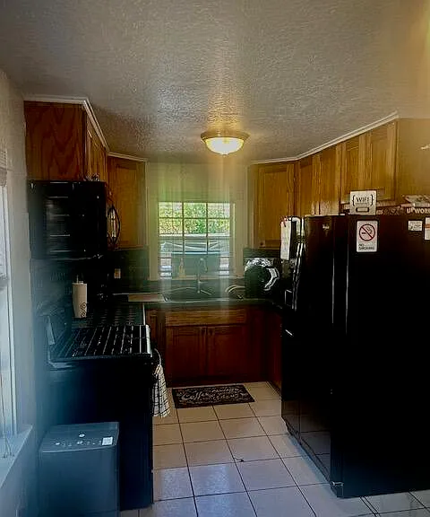 727 Penn St #2 — Photo 16