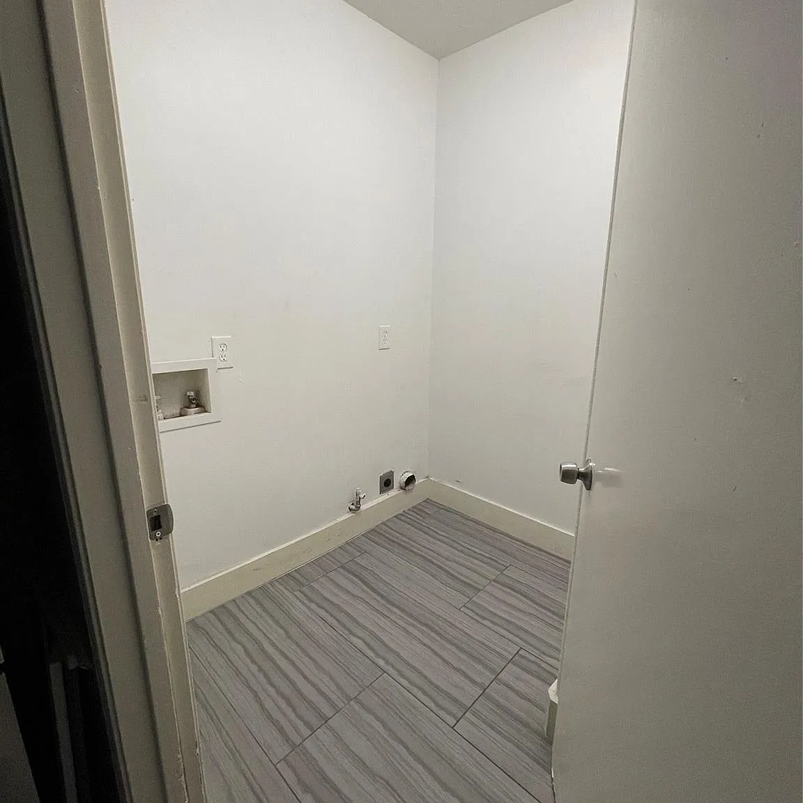 3 bed, 2.0 bath, 1248 sqft, $1,900 — Photo 3