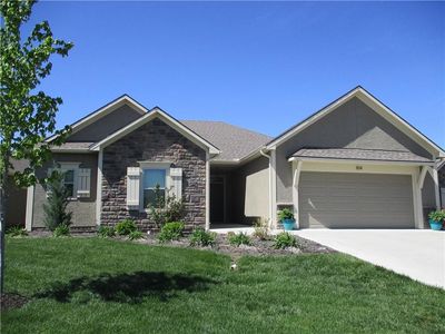 2250 Lake Pointe Dr #104, Lawrence, KS, 66047