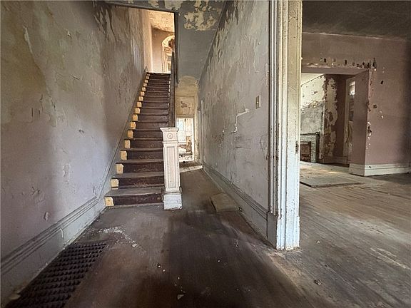 3rd image of 2118 Rockledge St