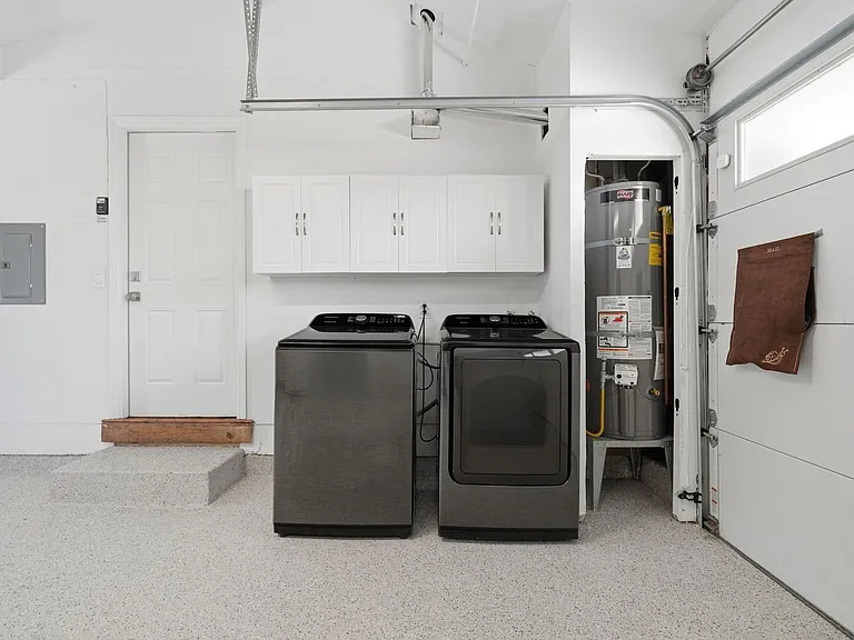3802 W Rincon Ave — Photo 18