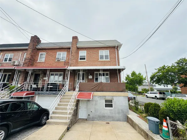2943 Waterbury Avenue, Bronx, NY 10461
