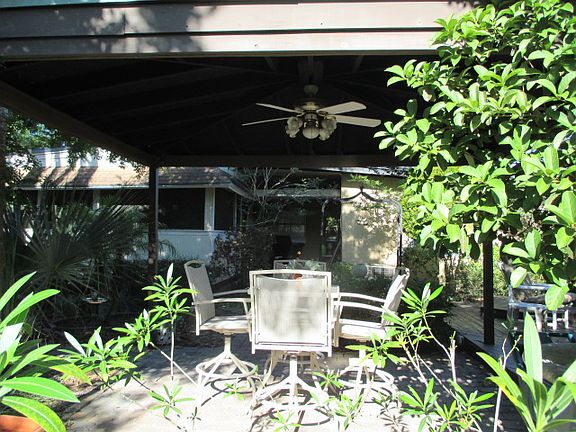 5th image of 1756 Clematis Ln