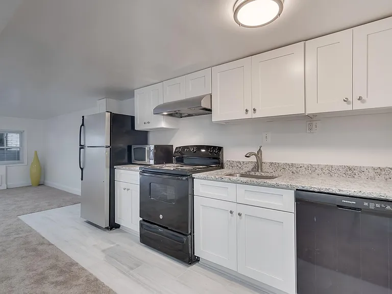 638 Princeton Pl NW #BASEMENT — Photo 13