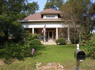 604 NW 3rd St, Hubbard, TX 76648