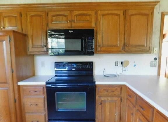 4th image of 2014 E Highland Ln #152