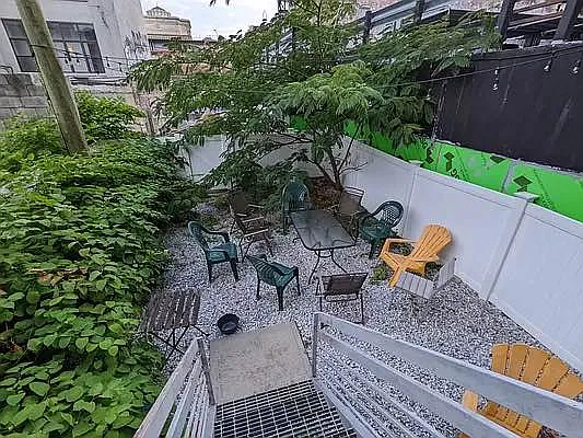 Rented by Rentopia | media 50