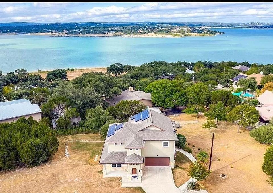 1st image of 836 Artillery Dr
